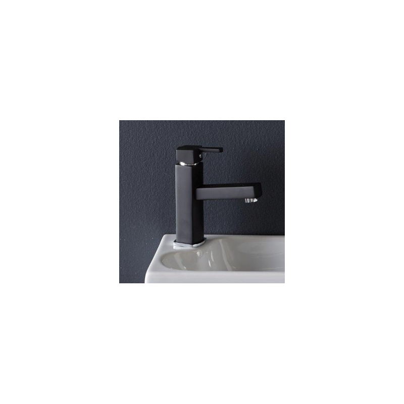 Scoop mitigeur lave mains carré noir eau chaude et froide ❘ Bricoman